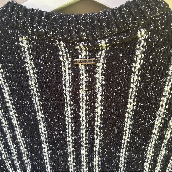 Billabong ~ new ~Black Yeah Bouy Long Sleeve Striped Lace- Up Sweater in Small - Picture 9 of 11